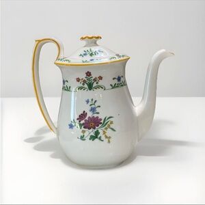 Wedgwood Charleston‎ Coffee Pot 1979-80 Discontinued